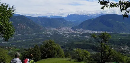 Der Eppaner Höhenweg