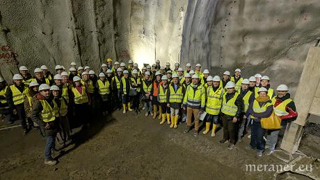Küchelbergtunnel: Besichtigung der zentralen Baustelle für die Zukunft Merans