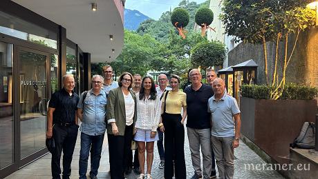 Meran: Wirtschaft und Infrastrukturen im Fokus