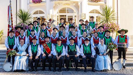 Musikkapelle Sinich-Freiberg Uraufführung von „Counterclock“ im Kursaal von Meran