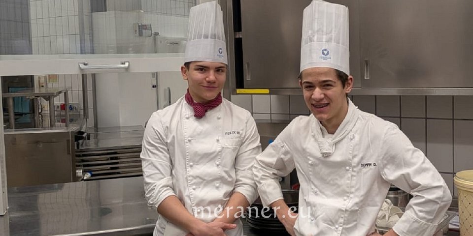 Im Bild: Felix Wallnöfer und Dominik Dejori (Klasse 4A) im Einsatz