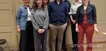 Vorstand mit Mitarbeiterinnen, v.l.n.r. Lisa Leoni, Marianne Lechner, Thina Adams, Florian Hofer, Robert Gruber, Julia Aufderklamm und Mirjam Kaufmann