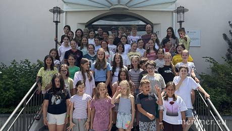 Die Abschlussveranstaltung der Kindersingwoche zeigte, wie viel Talent in den jungen Sängern und Sängerinnen steckt. Foto Chorverband